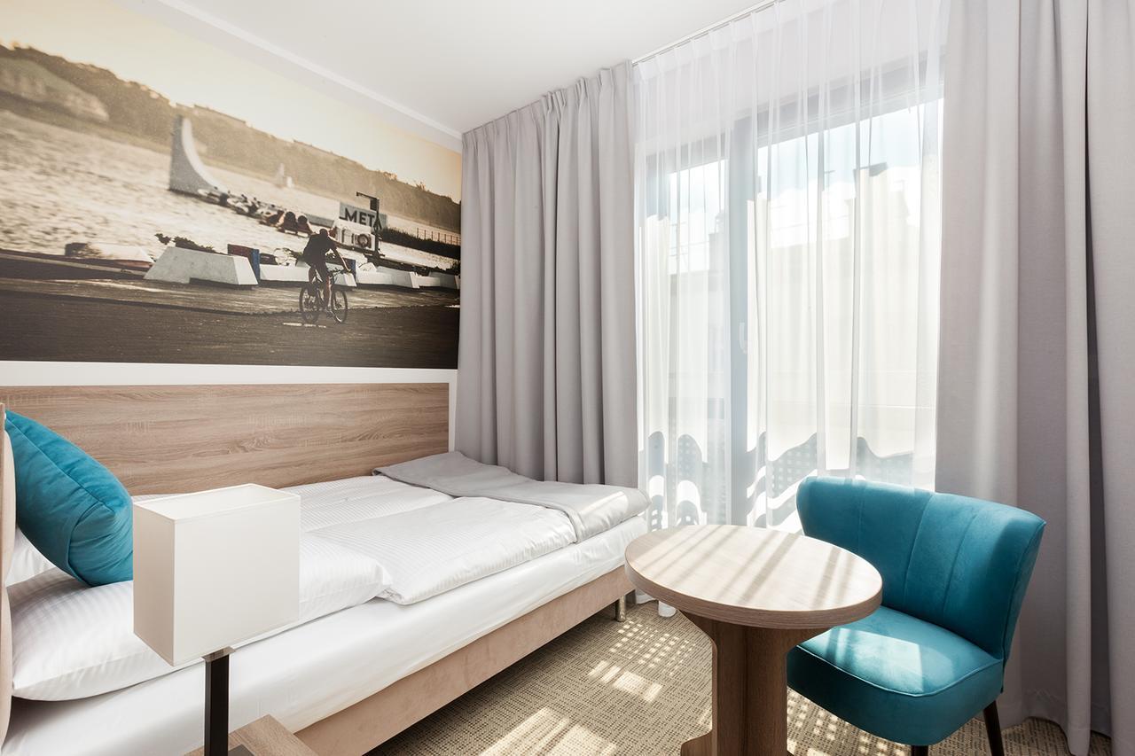 Meet Poznan Hotel Extérieur photo